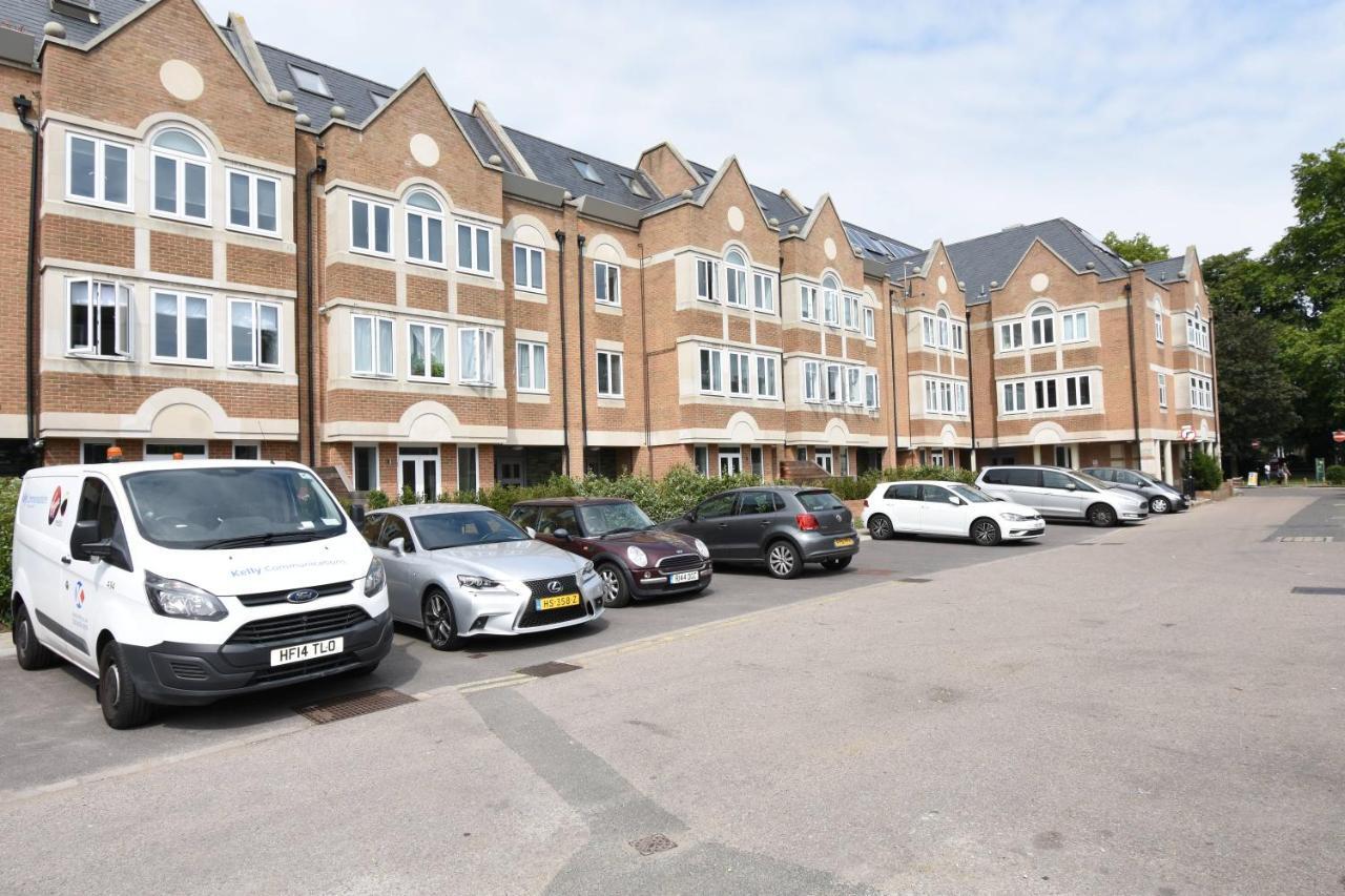 Northside Apartments Ealing London Eksteriør billede
